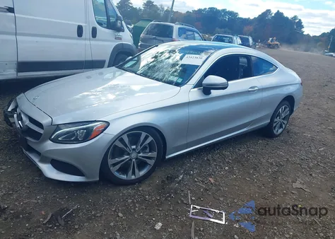 2017 Mercedes-Benz C 300 4Matic из США, поврежденный, VIN WDDWJ4KB4HF422316